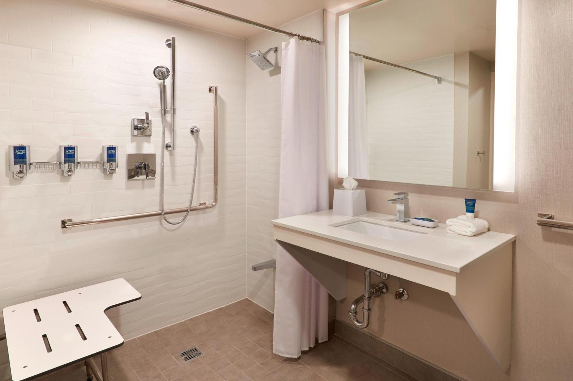 Four Points By Sheraton Hamilton - Stoney Creek Екстериор снимка