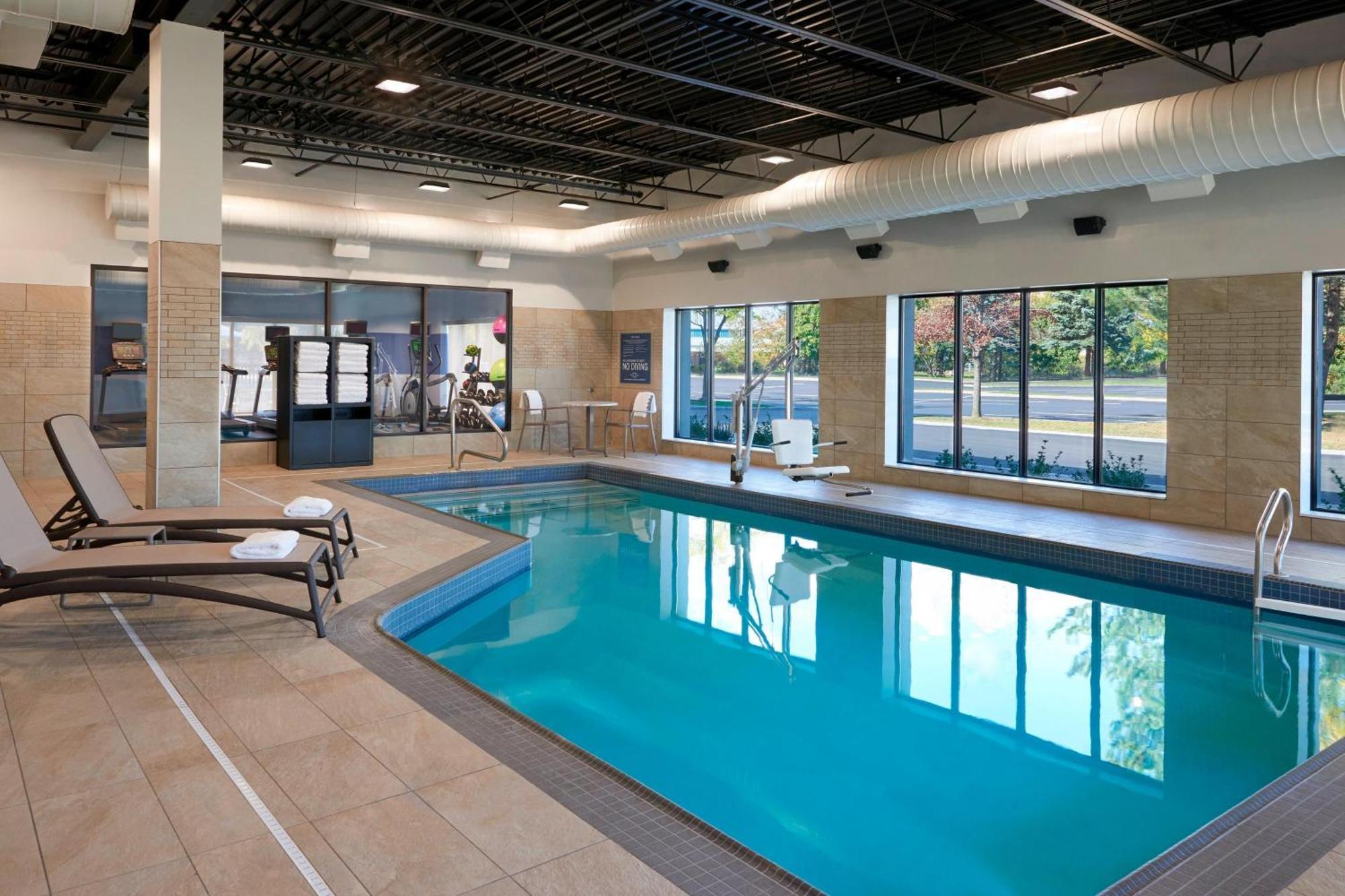 Four Points By Sheraton Hamilton - Stoney Creek Екстериор снимка