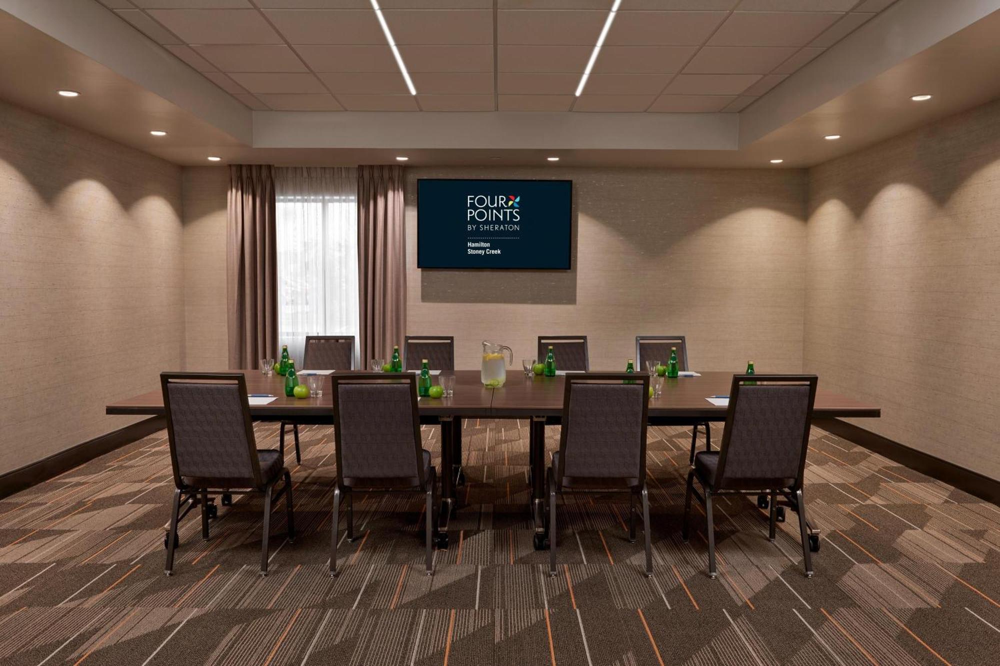 Four Points By Sheraton Hamilton - Stoney Creek Екстериор снимка