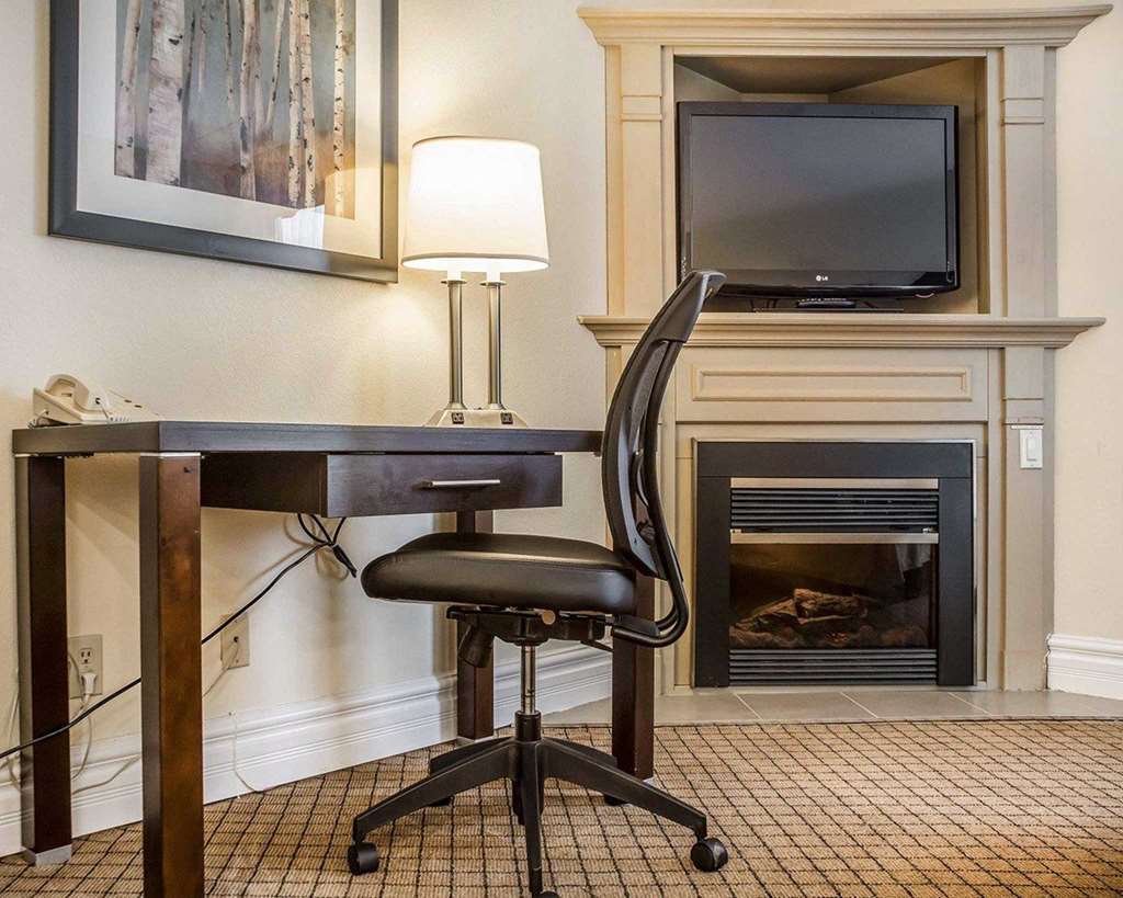 Four Points By Sheraton Hamilton - Stoney Creek Стая снимка