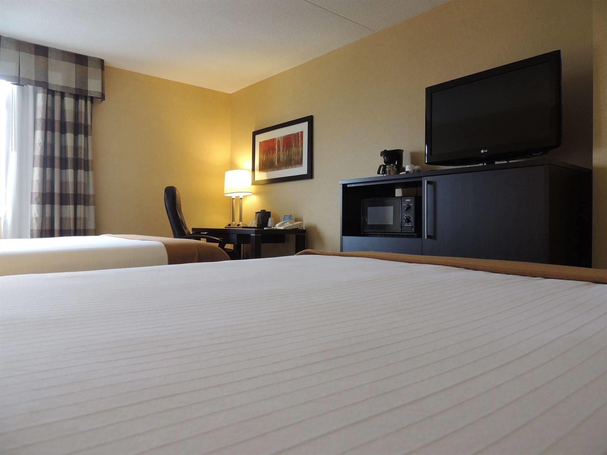 Four Points By Sheraton Hamilton - Stoney Creek Екстериор снимка