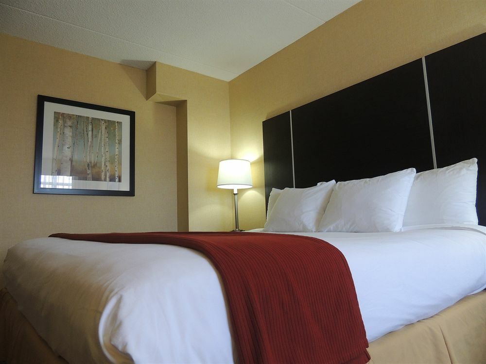 Four Points By Sheraton Hamilton - Stoney Creek Екстериор снимка